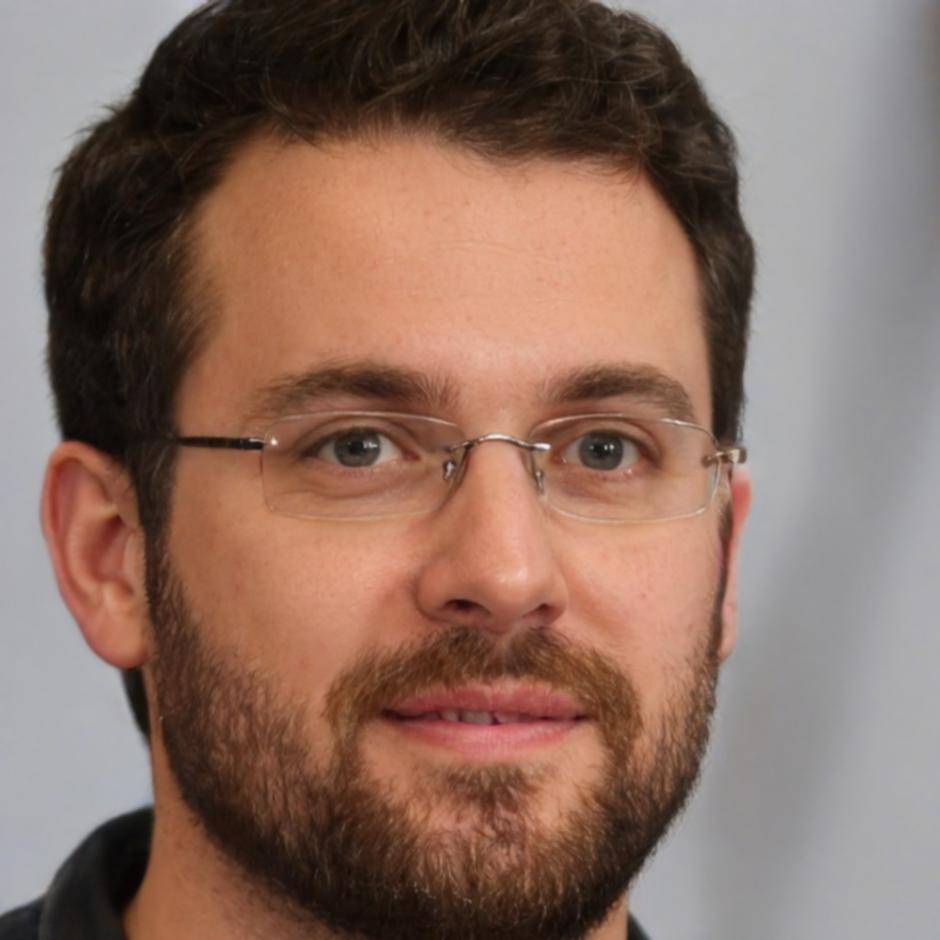 Portrait of Sven Aakervik, content strategy instructor